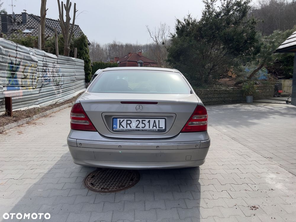 Mercedes-Benz Klasa C 200 CDI Automatik Elegance - 3