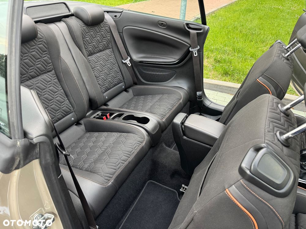 Opel Cascada 1.4 T Cosmo S&S - 33