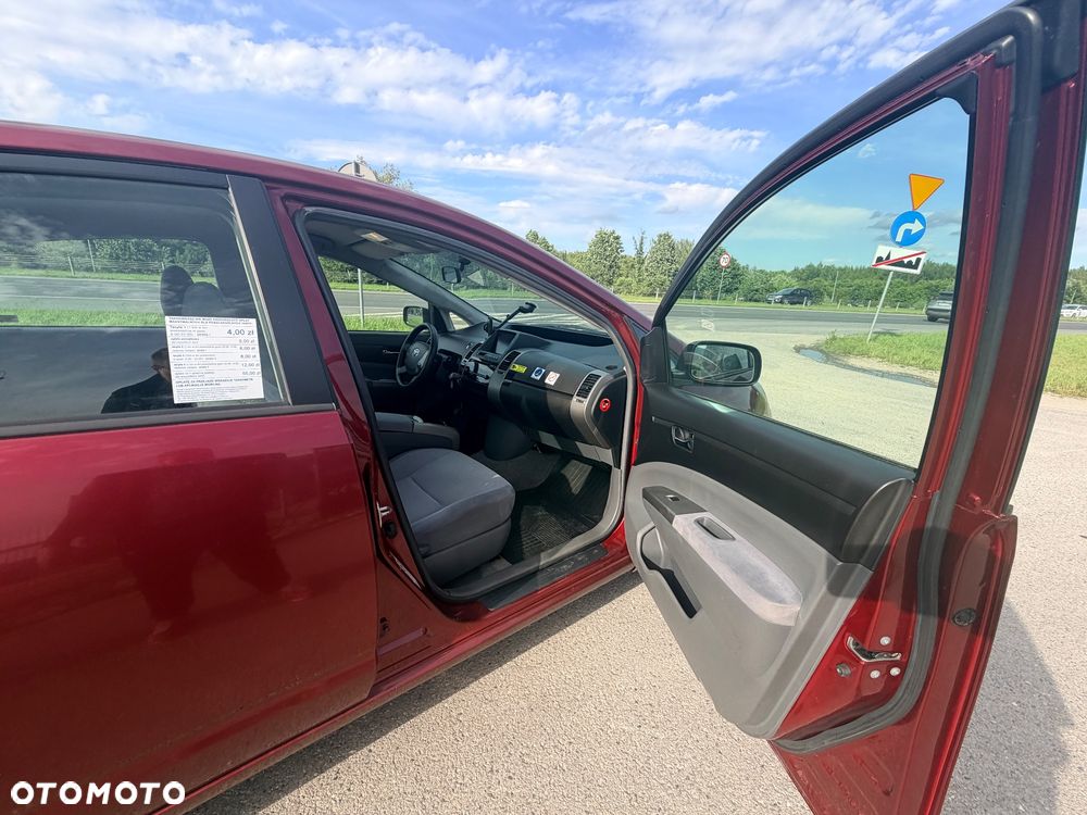 Toyota Prius - 13