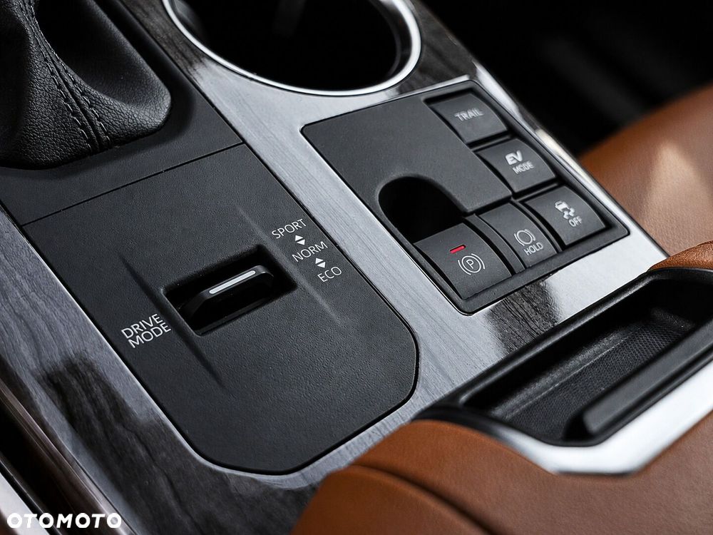 Toyota Highlander 2.5 Hybrid Executive - 16