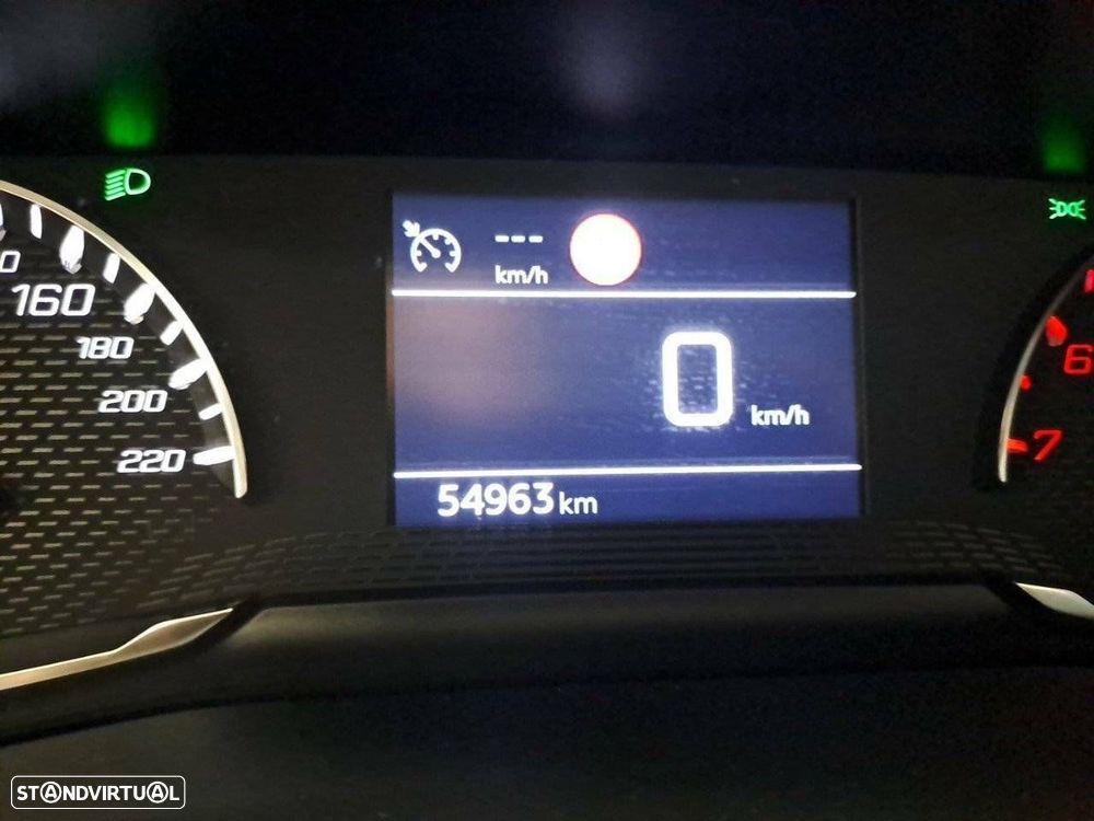 Peugeot 2008 1.2 PureTech Active Pack - 13