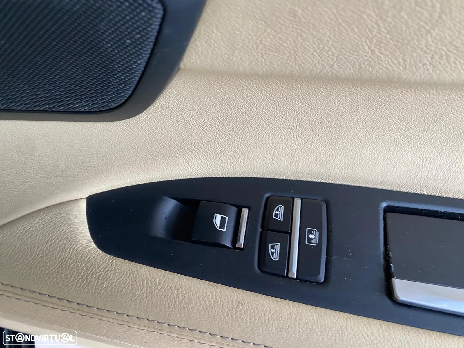 BMW 750 d xDrive - 23