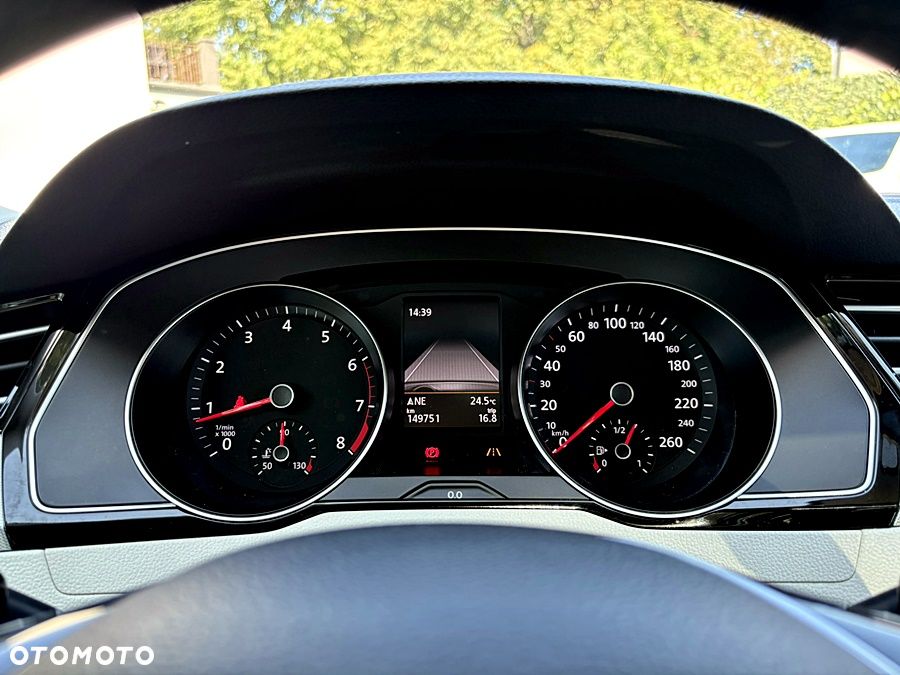 Volkswagen Passat 1.4 TSI BMT ACT Comfortline - 35