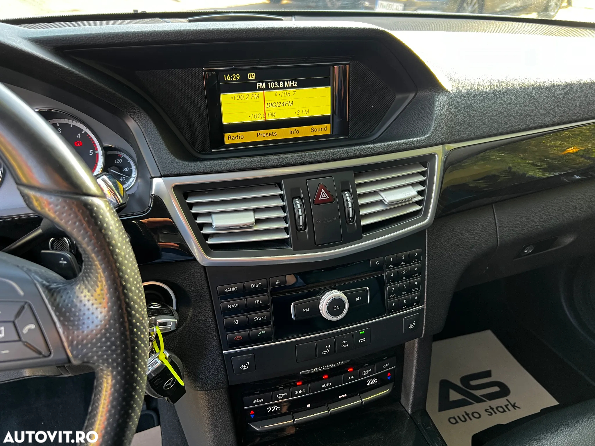 Mercedes-Benz E 250 CDI DPF BlueEFFICIENCY 7G-TRONIC Avantgarde - 27