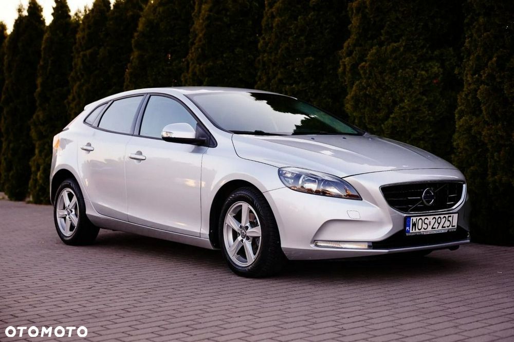 Volvo V40 D2 Kinetic - 9