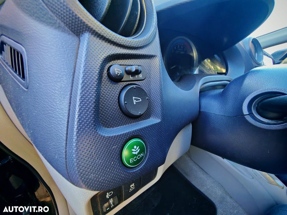 Honda Insight - 13