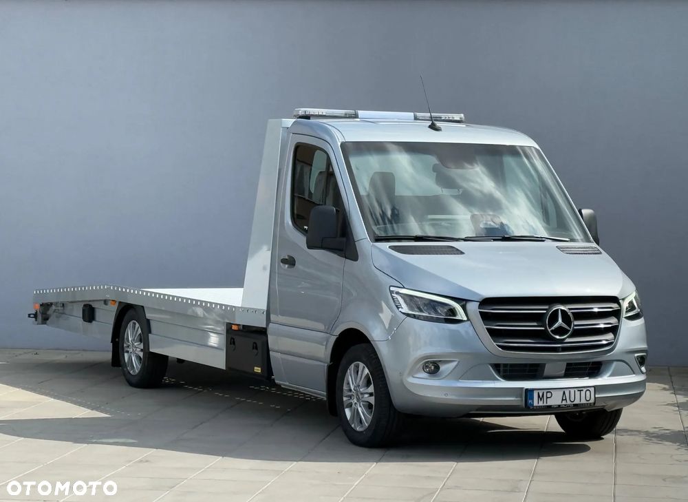 Mercedes-Benz Sprinter - 4