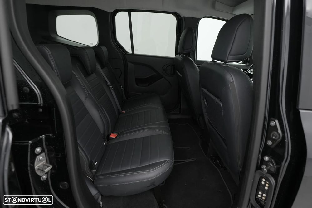 Mercedes-Benz T 180 d Auto Progressive - 28