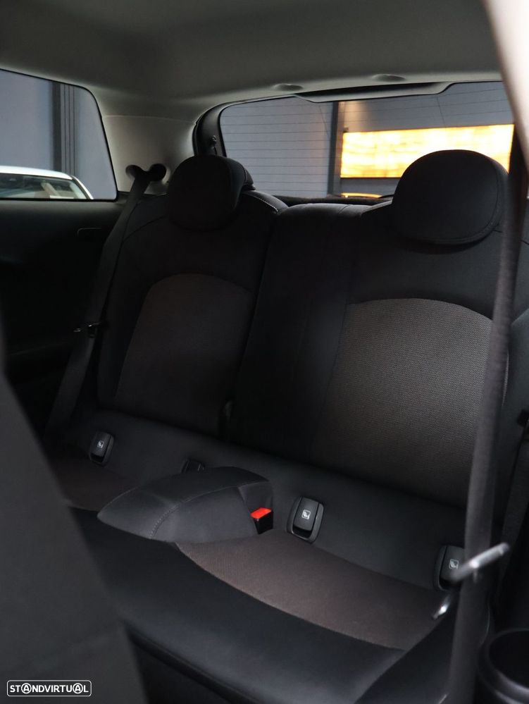 MINI 3 Portas Cooper Essential - 9
