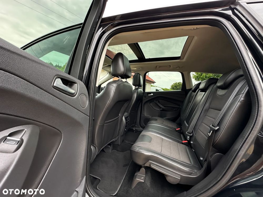 Ford Kuga 1.5 EcoBoost 4x4 Titanium - 24