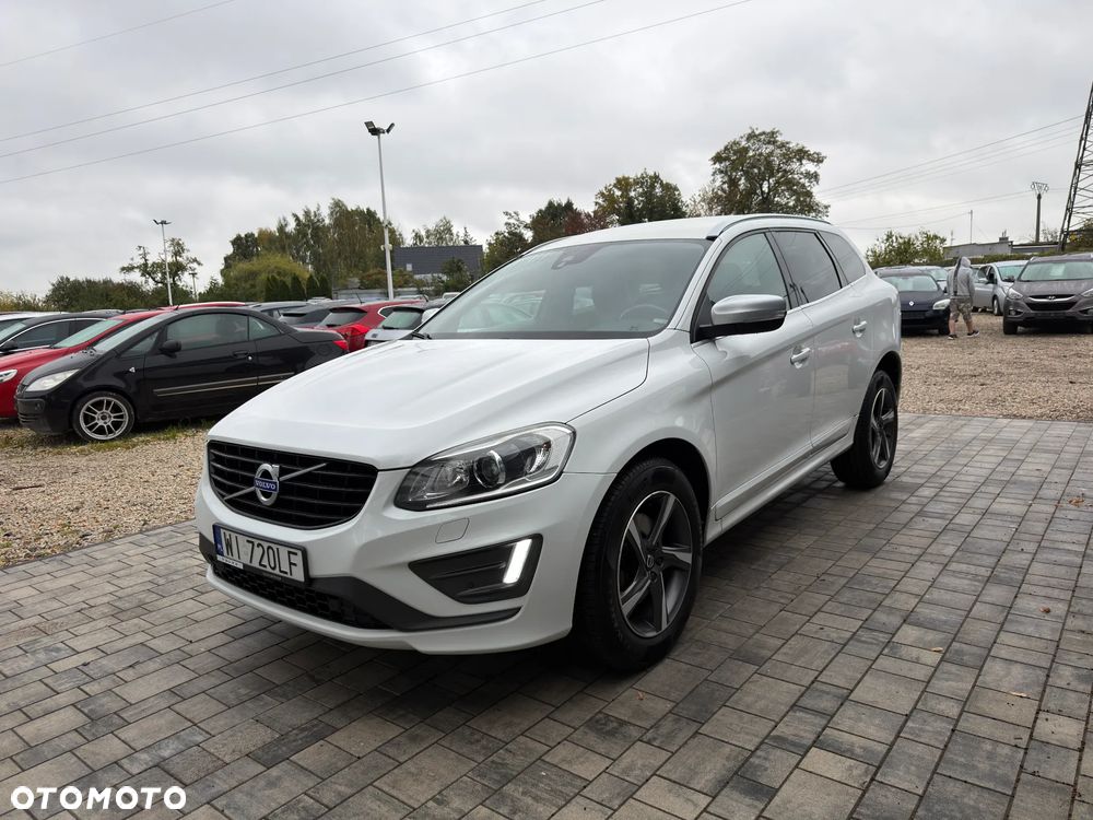 Volvo XC 60 D4 AWD R-Design - 3