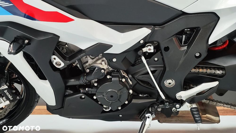 BMW XR - 23