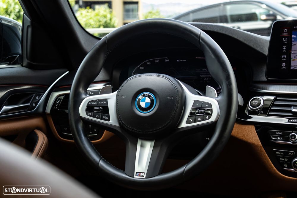 BMW 520 - 16