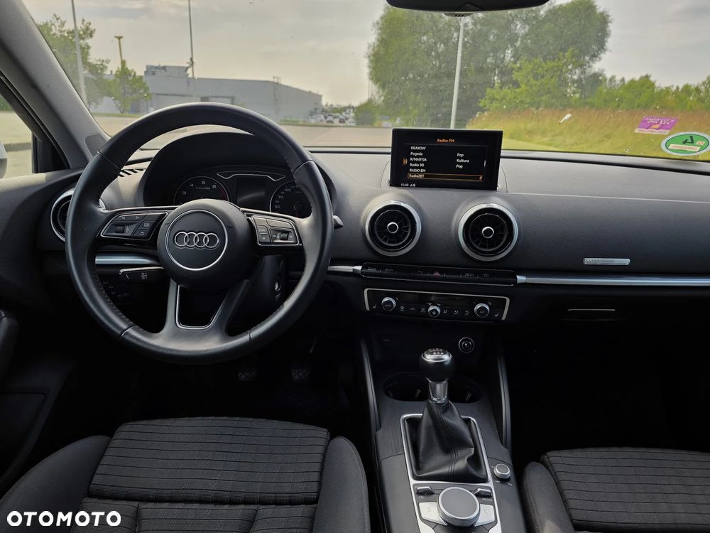 Audi A3 Sportback 1.5 TFSI cylinder on demand sport - 11