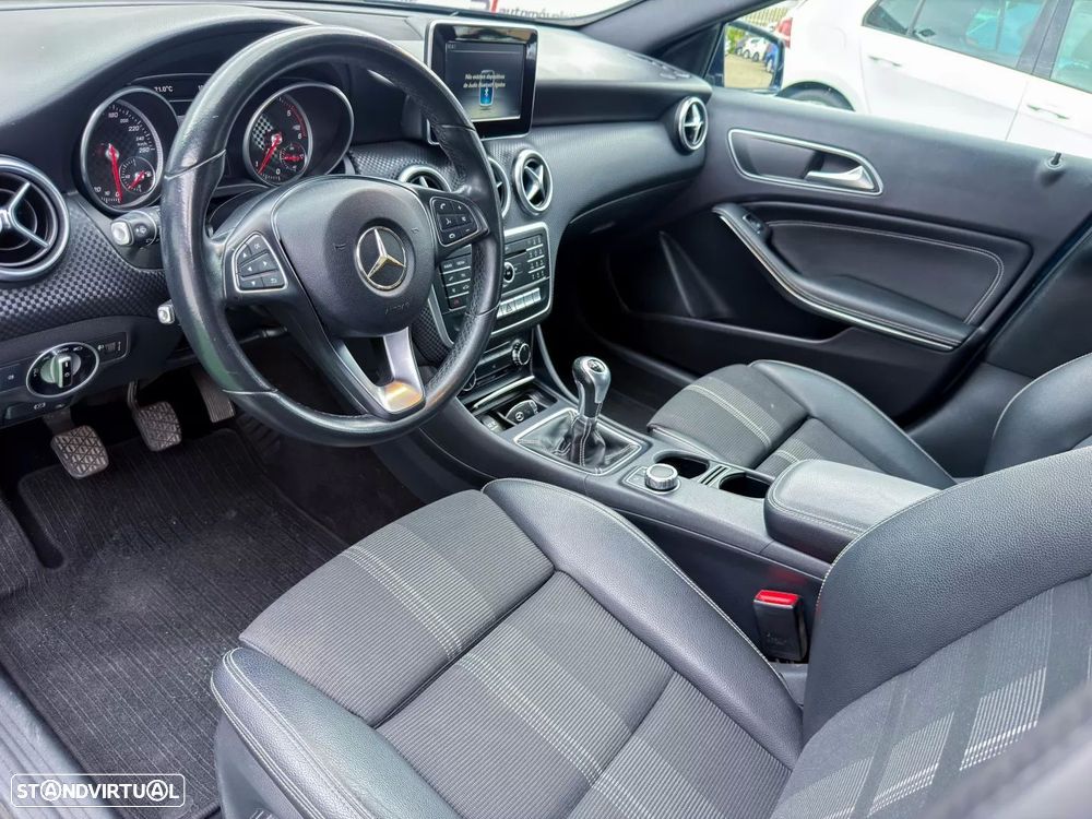 Mercedes-Benz A 180 d Urban - 13
