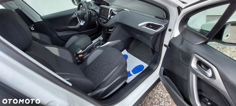 Peugeot 2008 PureTech 110 Stop&Start EAT6 Active - 29