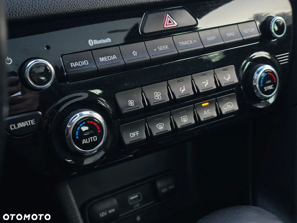 Kia Sportage 1.6 CRDI AWD DCT GT LINE - 28