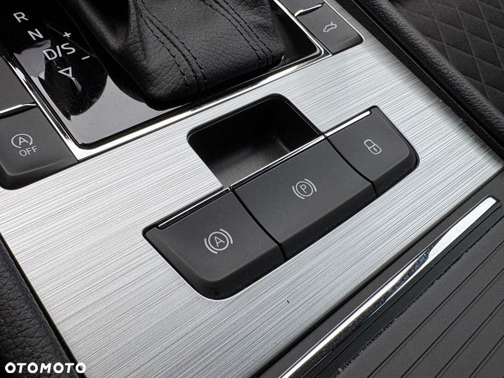 Skoda Superb 1.5 TSI Ambition DSG - 28