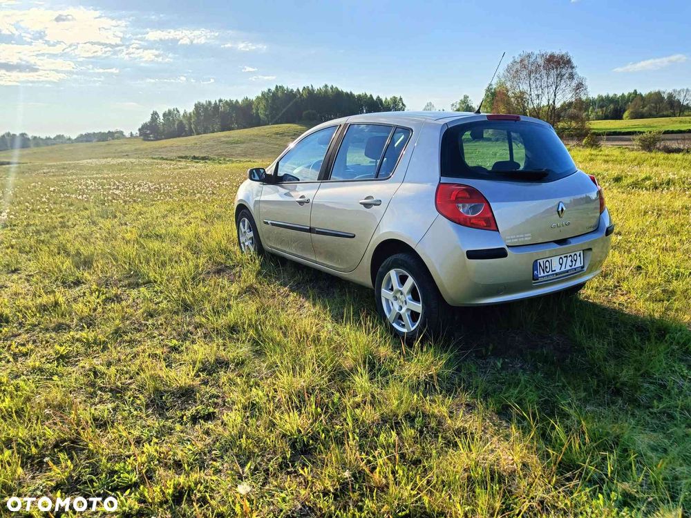 Renault Clio 1.2 16V Dynamique - 7