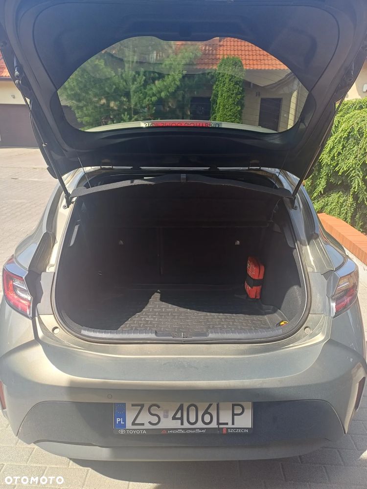 Toyota Corolla 1.8 Hybrid Comfort - 7