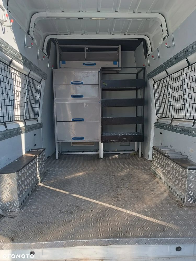 Ford Transit - 19