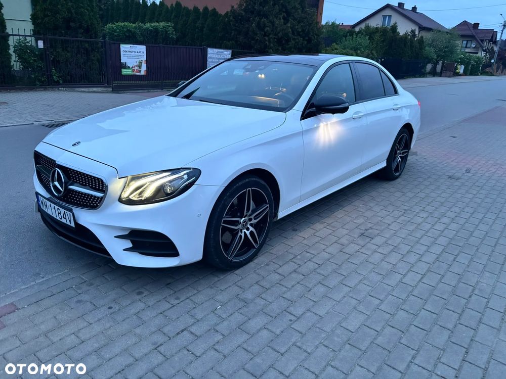 Mercedes-Benz Klasa E 220 d 9G-TRONIC AMG Line - 19