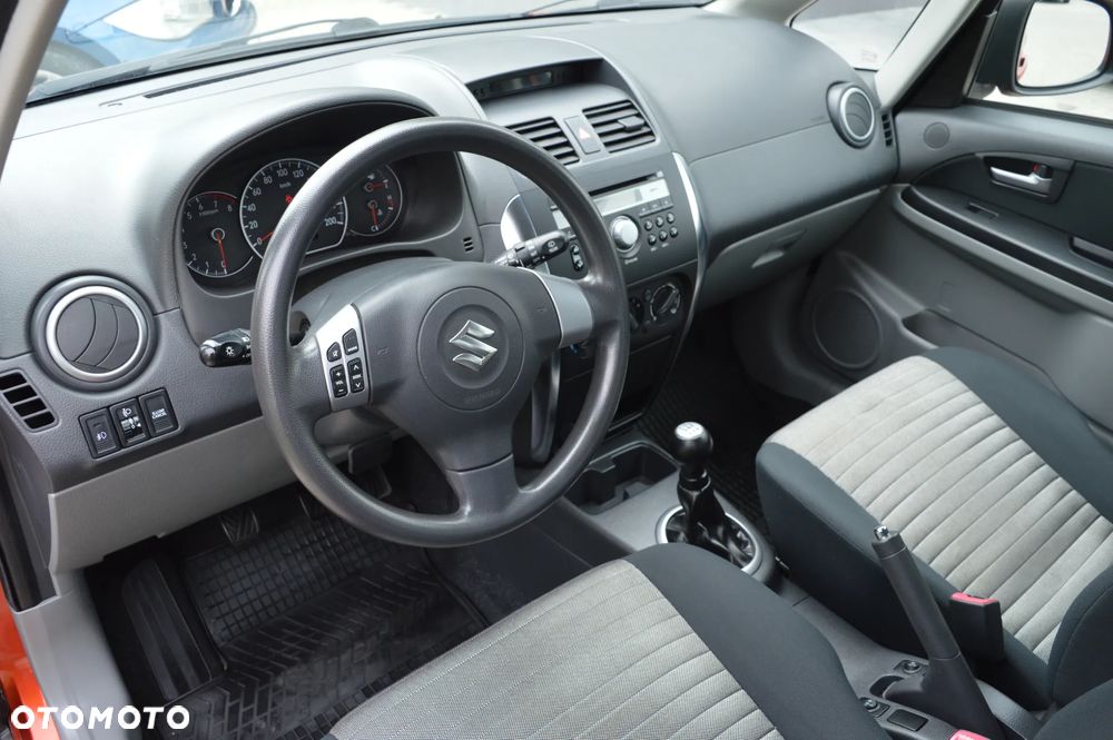 Suzuki SX4 1.5 Streetline 4x2 Classic - 21