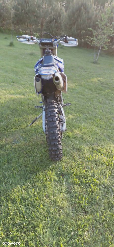 Yamaha WR - 8