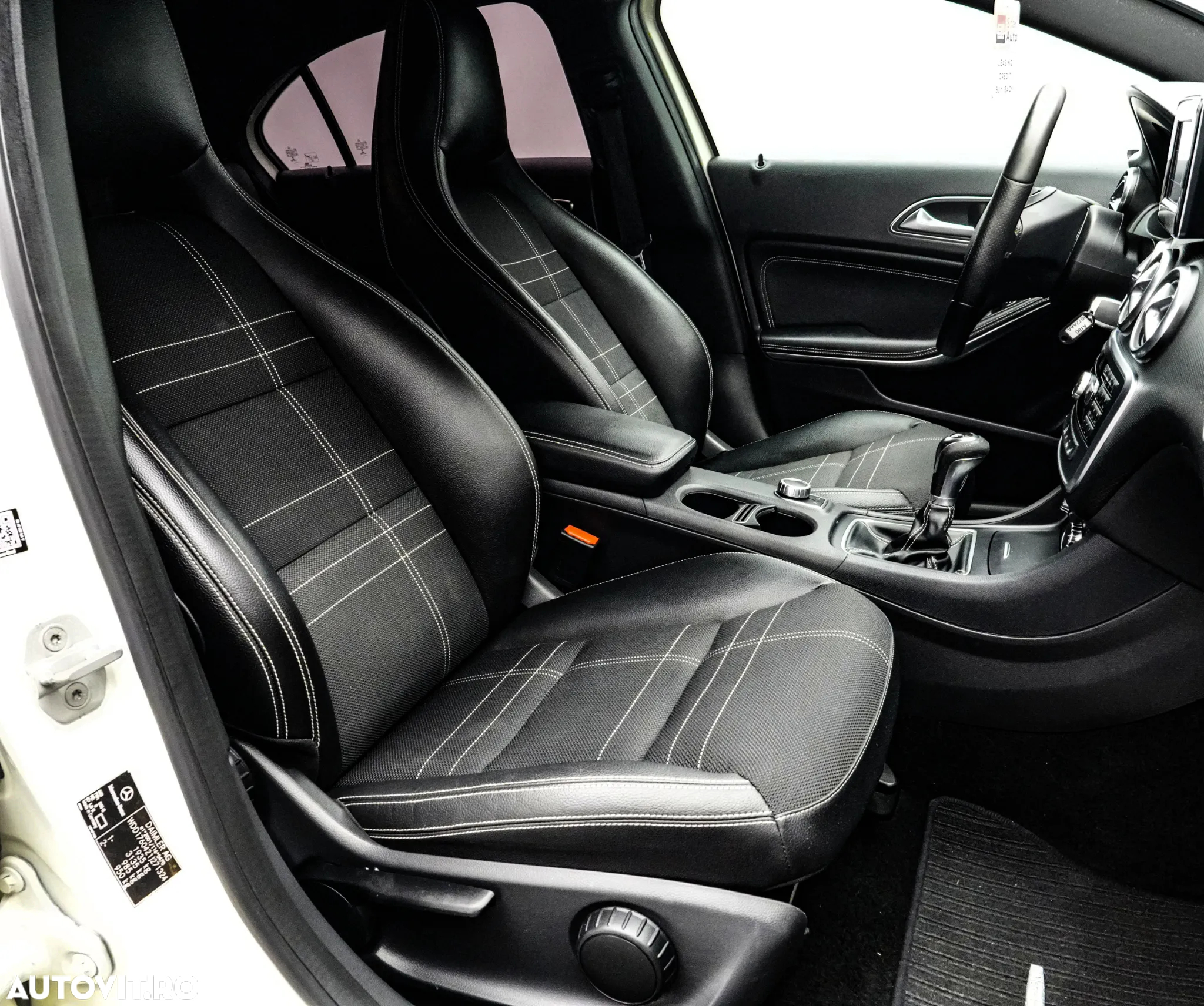 Mercedes-Benz A 180 BlueEFFICIENCY - 12