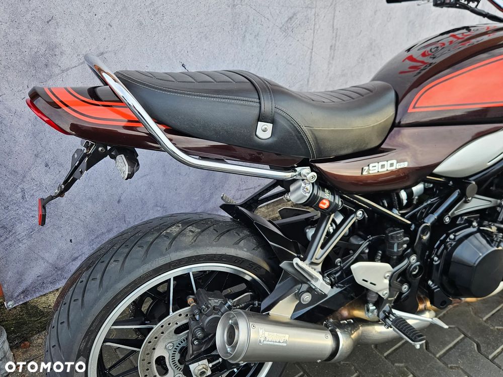 Kawasaki Z 900 RS - 15