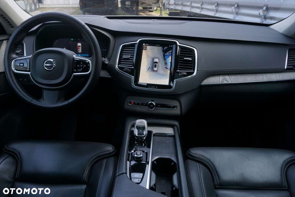 Volvo XC 90 - 20