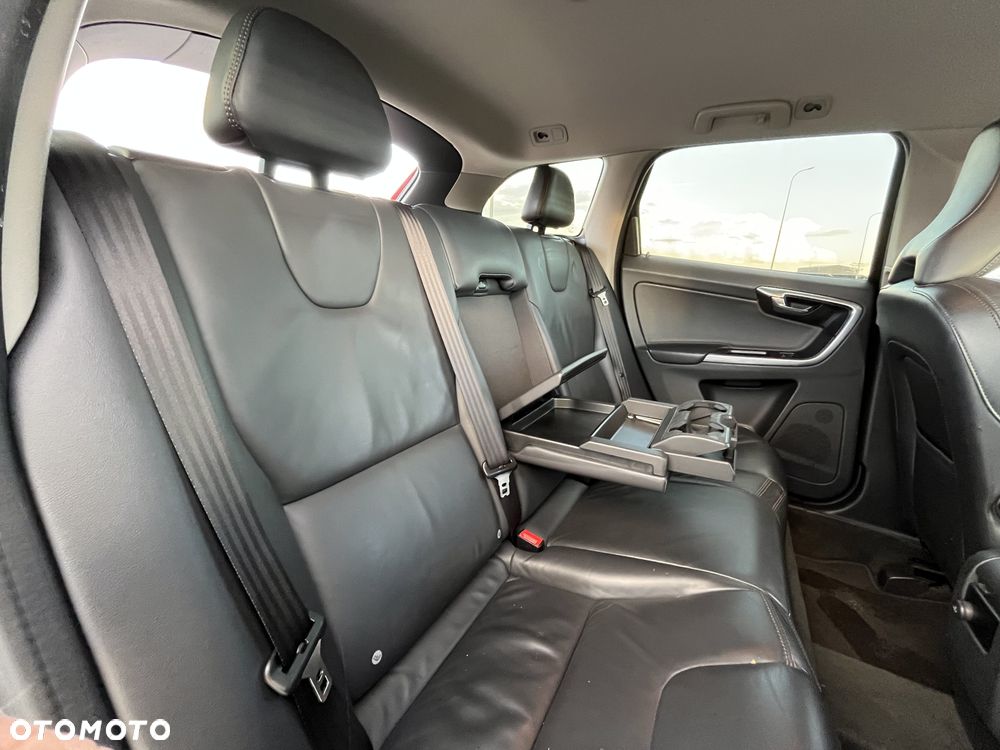 Volvo XC 60 - 19