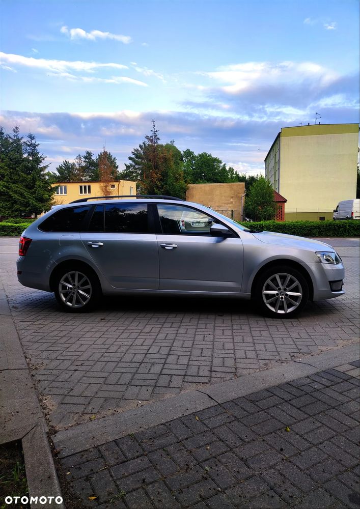 Skoda Octavia 2.0 TDI 4x4 Style DSG - 7