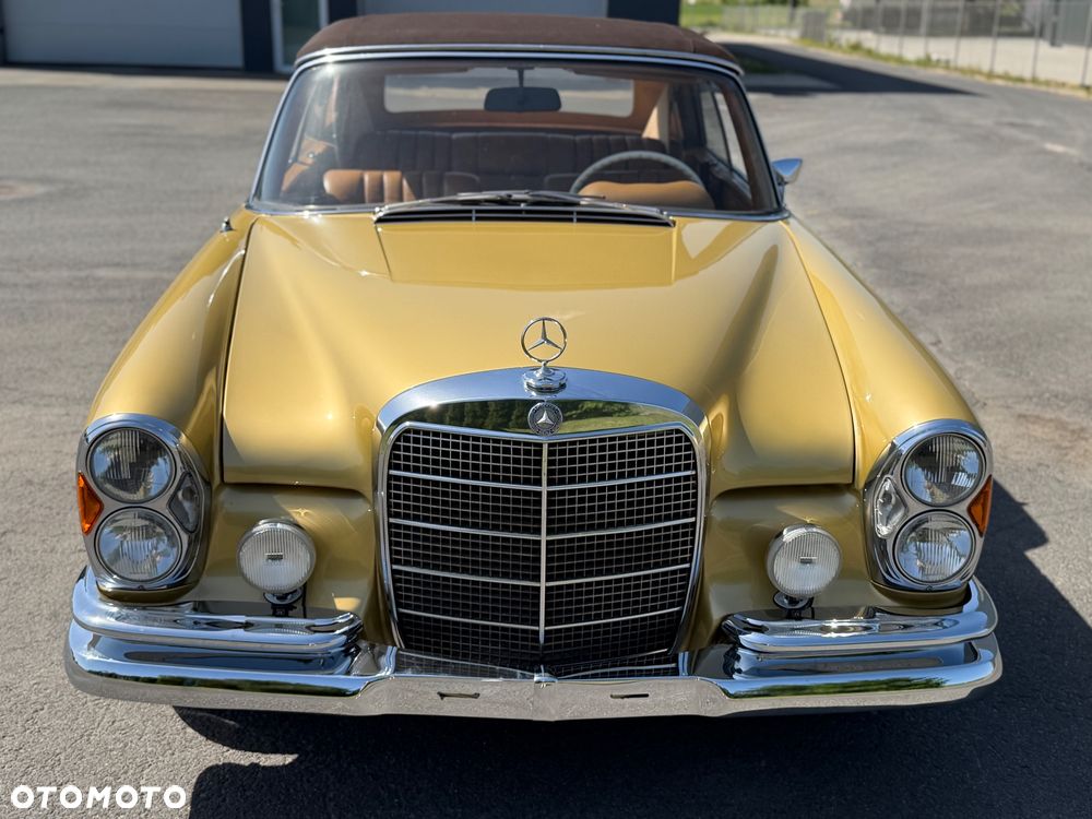 Mercedes-Benz 280 - 6
