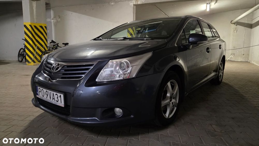 Toyota Avensis 2.0 D-4D Luna - 3