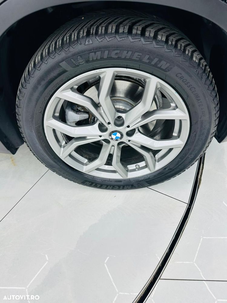 BMW X3 xDrive20i Aut. xLine - 9