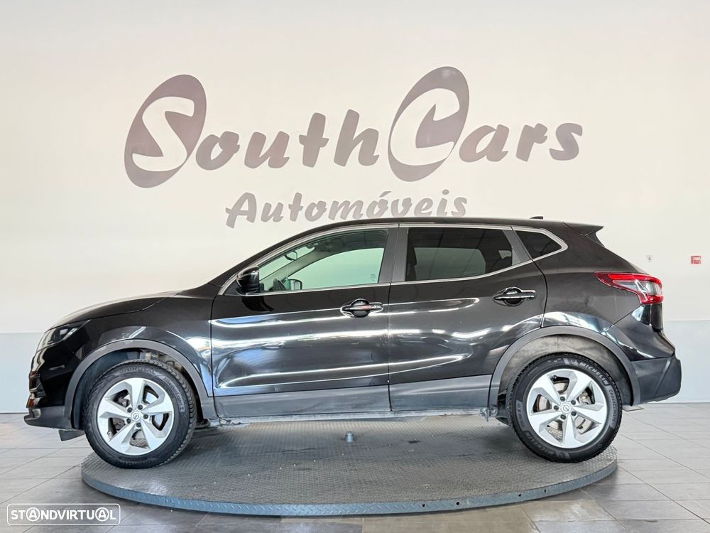 Nissan Qashqai 1.5 dCi N-Connecta J17 DCT - 9