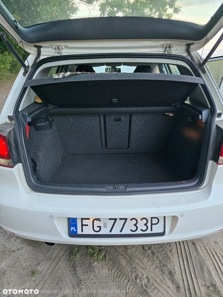 Volkswagen Golf 1.6 TDI Highline DSG - 11