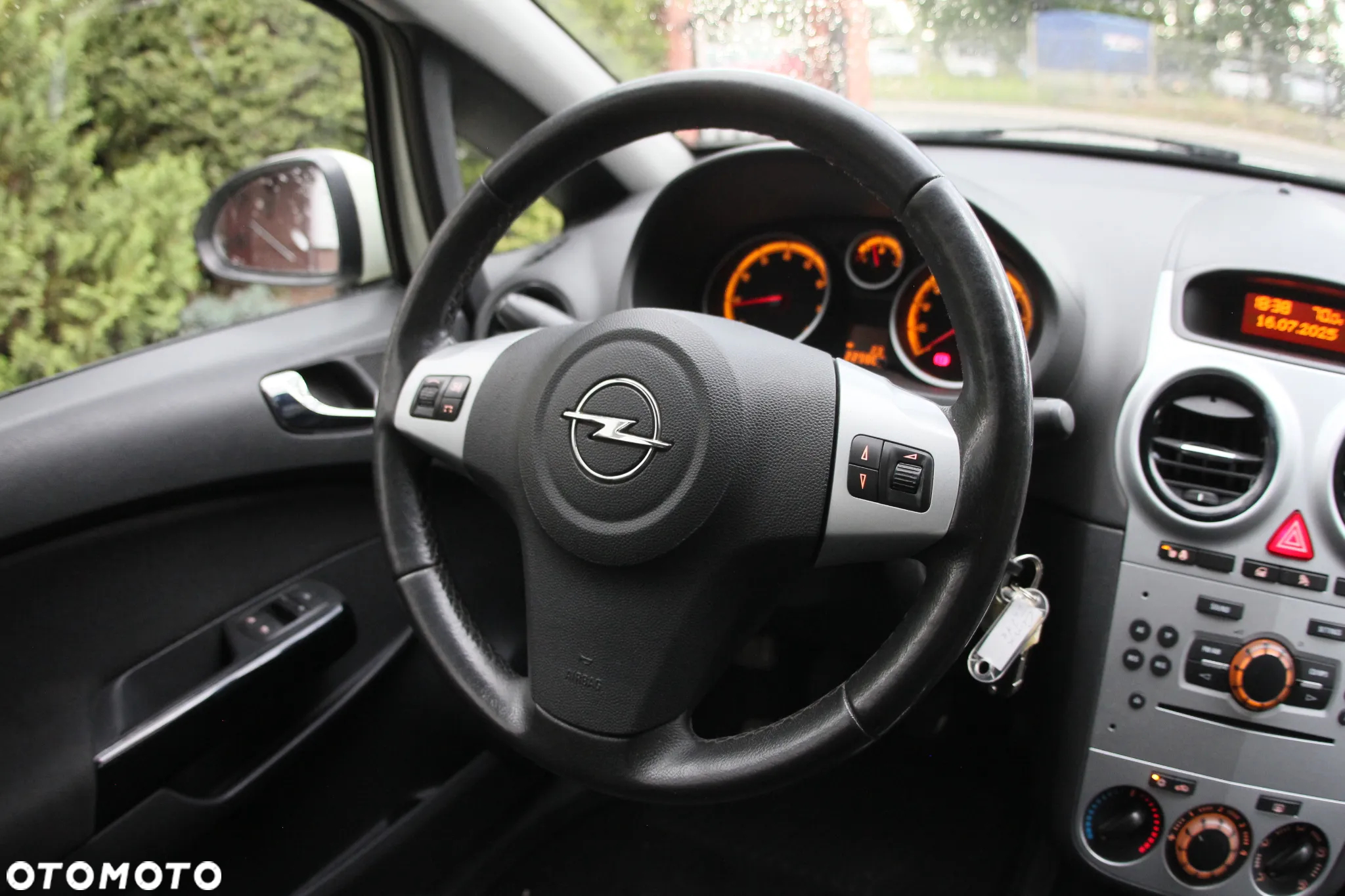 Opel Corsa - 9