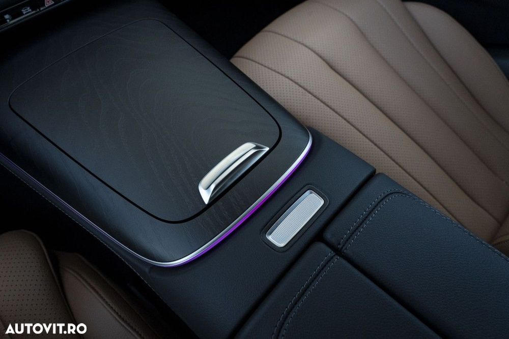 Mercedes-Benz E - 23