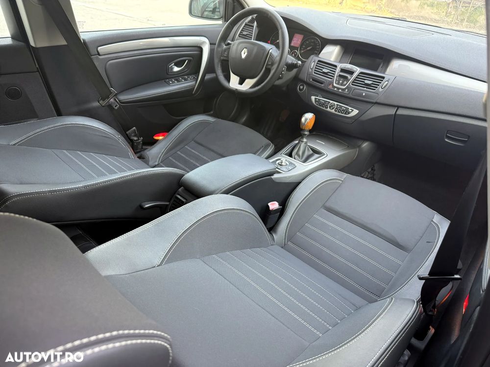 Renault Laguna - 9