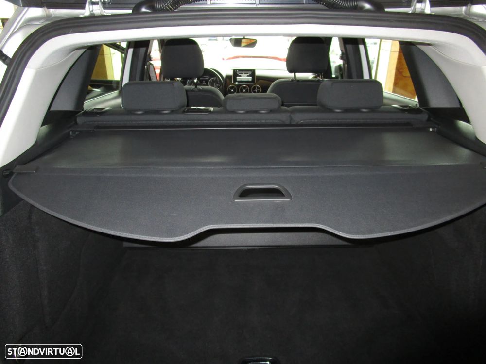 Mercedes-Benz B 180 d 7G-DCT Edition - 20