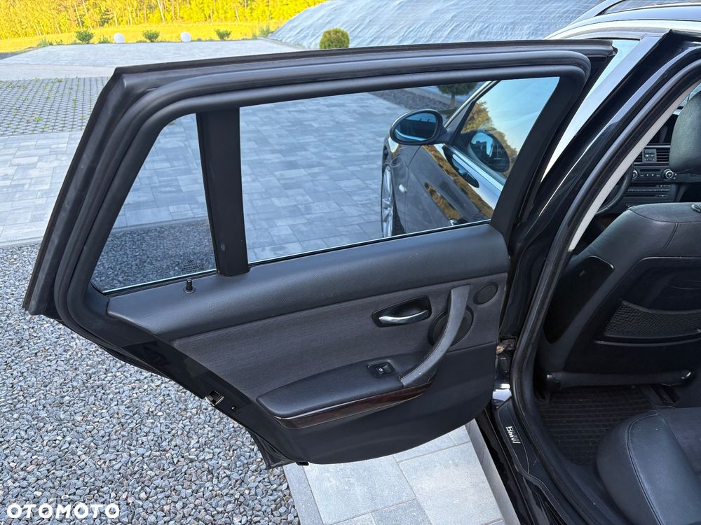 BMW Seria 3 330d DPF - 17