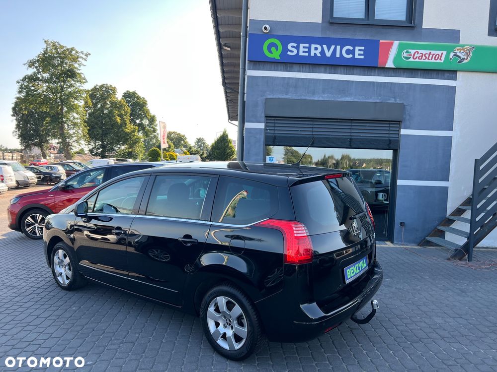 Peugeot 5008 1.2 PureTech Allure S&S - 10