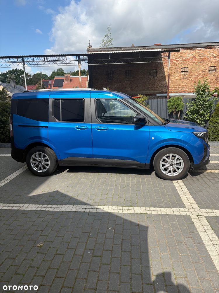Ford Tourneo Courier 1.0 EcoBoost Titanium - 10