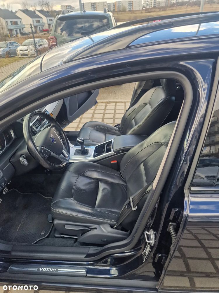 Volvo V70 D4 Drive-E Momentum - 17