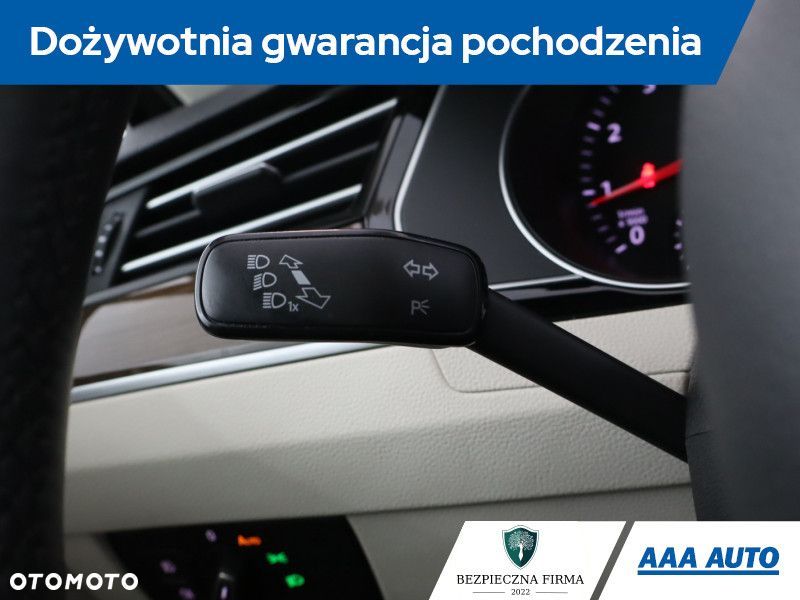 Volkswagen Passat Variant - 23