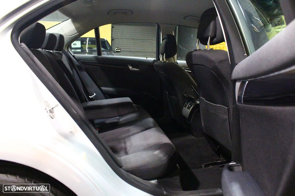 Mercedes-Benz C 200 CDi Elegance BlueEfficiency - 11
