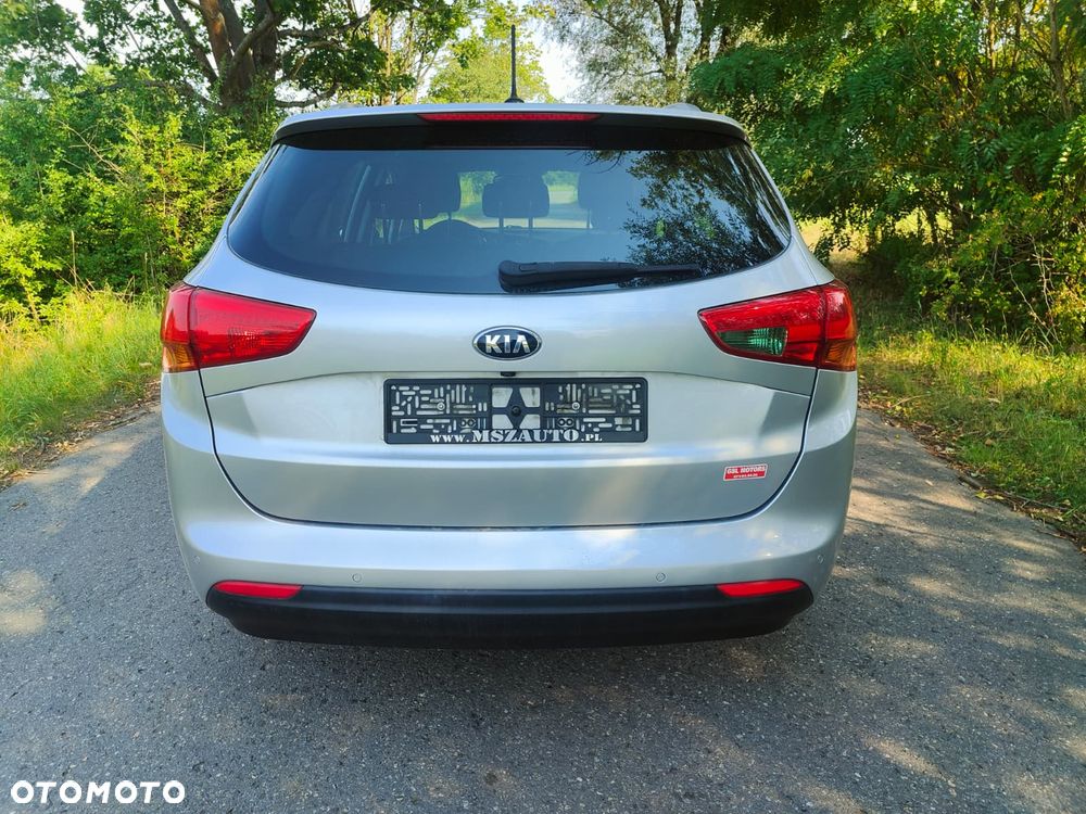 Kia Ceed 1.6 CRDi Spirit - 4