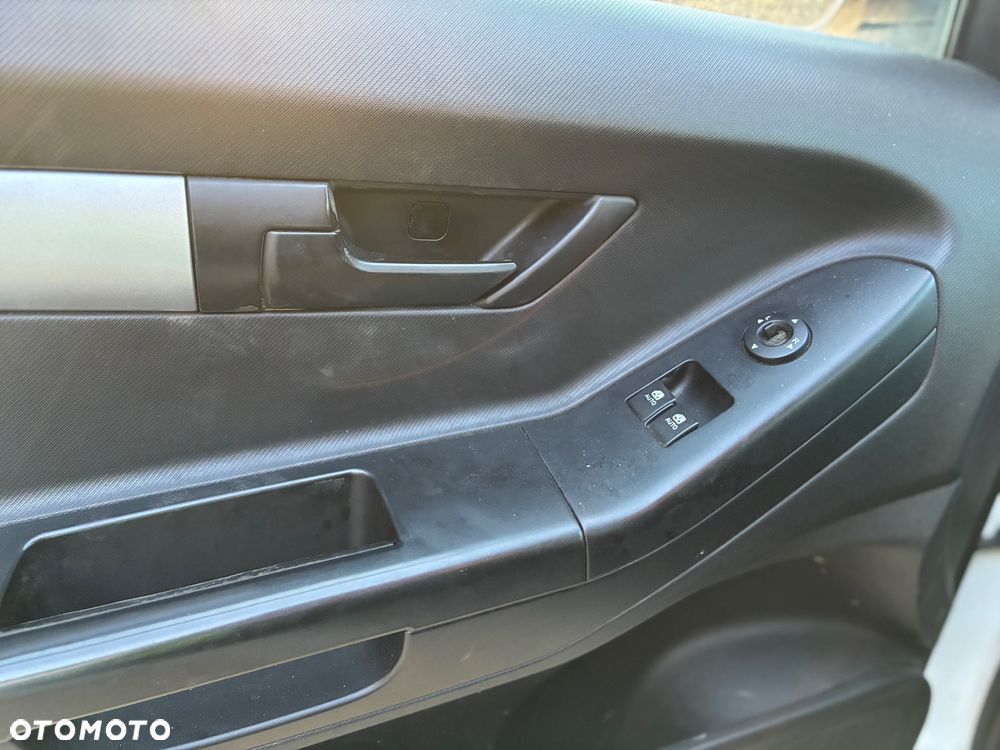 Kia Ceed 1.4 CVVT Attract - 14